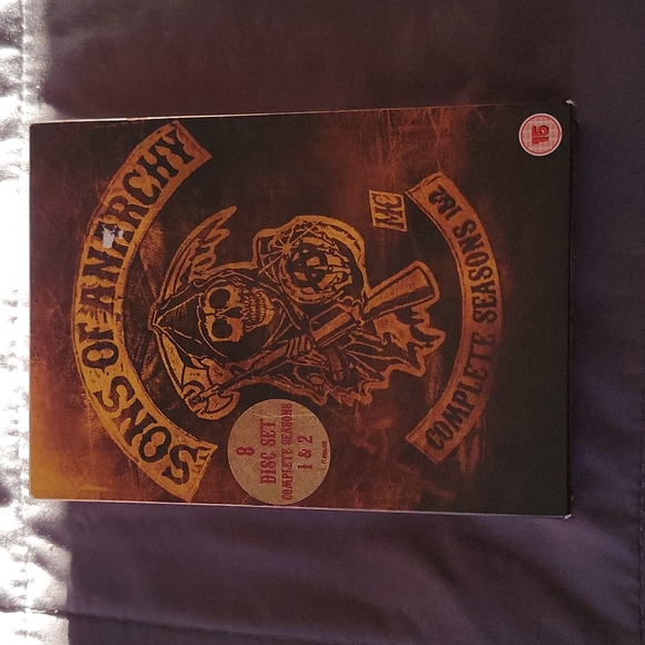 Sons of Anarchy - Season 1-2 [DVD] - Picture 4 of 5